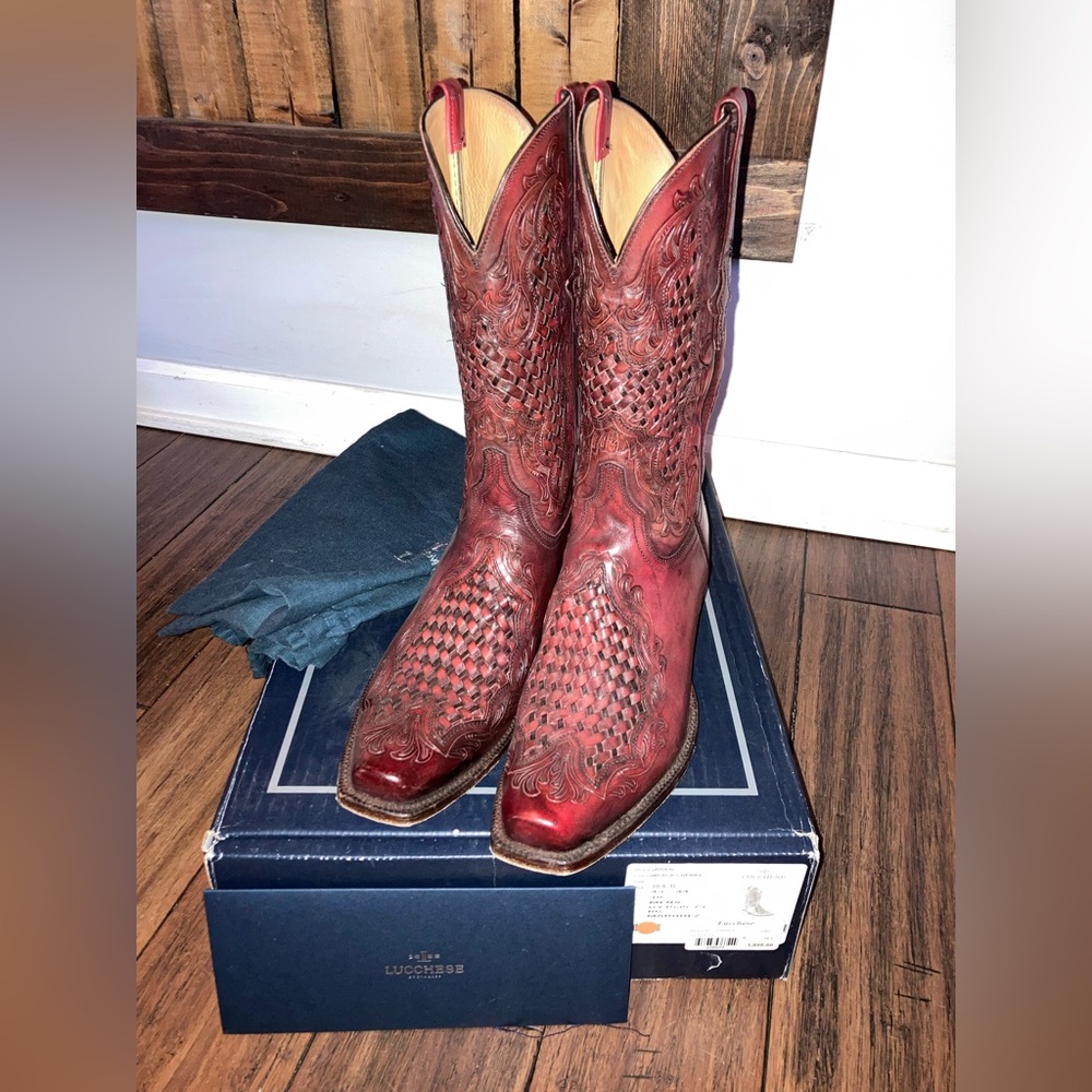 Lucchese mens boots